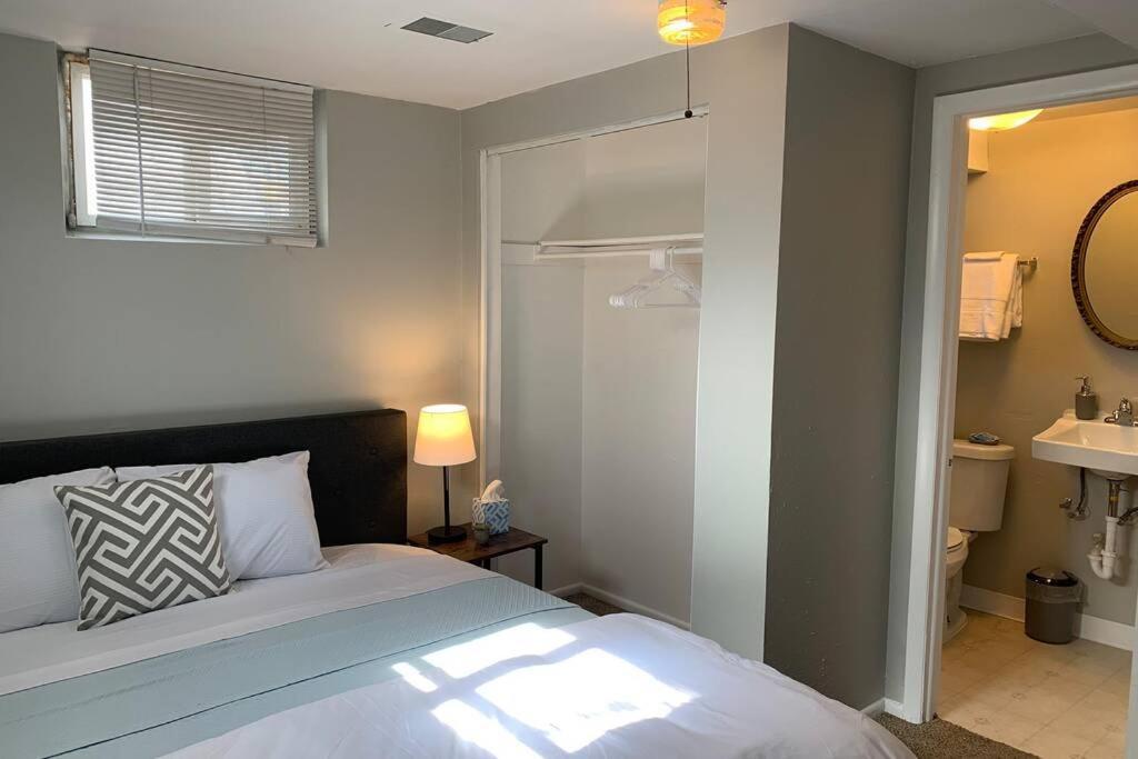 3 King Beds + Bunk Beds On Broadway Villa Littleton Ngoại thất bức ảnh